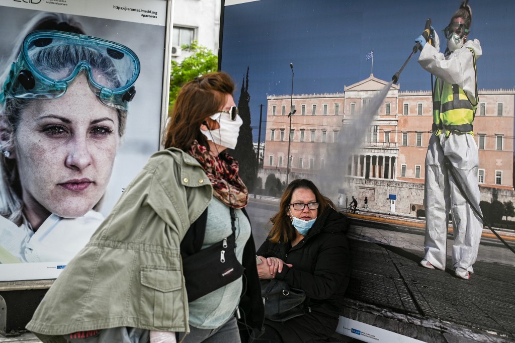 Athens on May 4, 2020, on the first day of the easing of restrictions of a nation-wide lockdown. By Aris Messins / AFP
