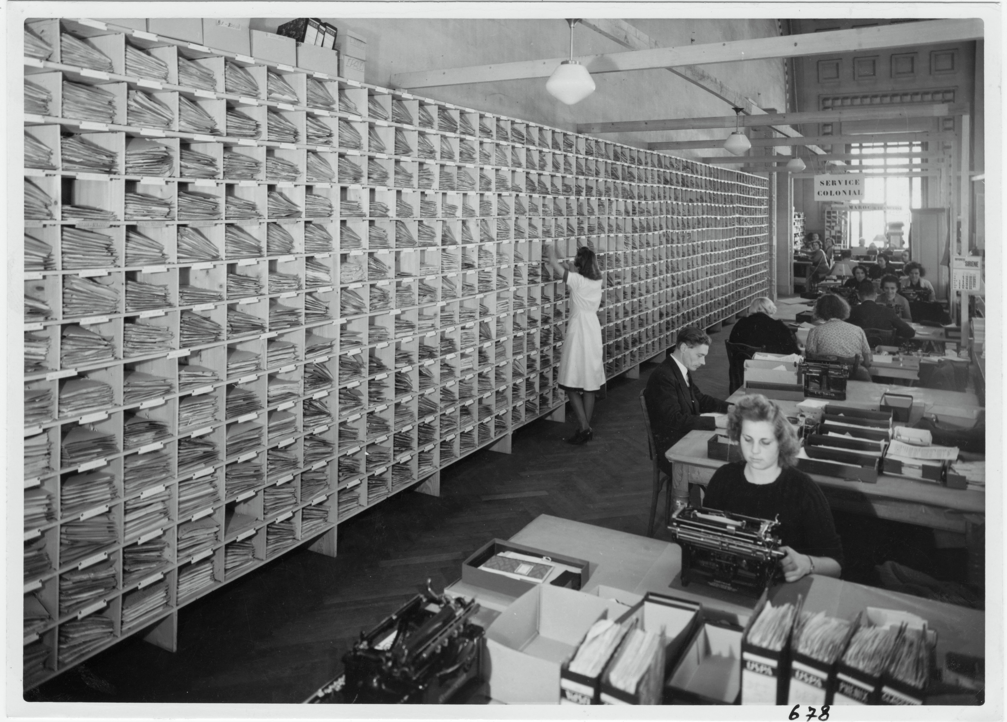 On 1 September, the ICRC organizes an all-day digital event composed of 7 thematic panels. "The event will explore the opportunities and risks that an increasing digitalization of the humanitarian sector can bring, and to offer an insight on the importance of data protection to ‘do no harm’ in the digital era." "Guerre 1939-1945. Agence centrale des prisonniers de guerre. Services nationaux, service français. Le classement de la correspondance."