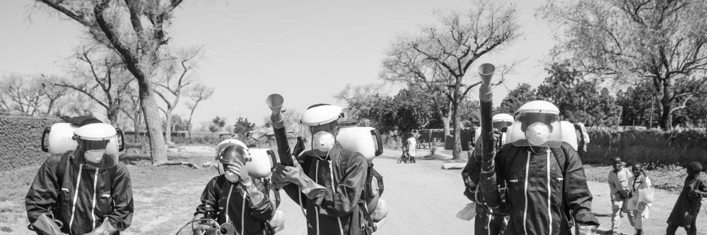 Above, the MFS team disinfect the lakes in Magaria, Nigeria to avoid the risk of Malaria. This photography was taken by Zied Ben Romdhane in July 2021. 