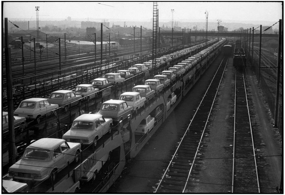 The image above was taken by famous photojournalist and Magnum founder Henri Cartier-Bresson at Les Yvelines in France in 1968