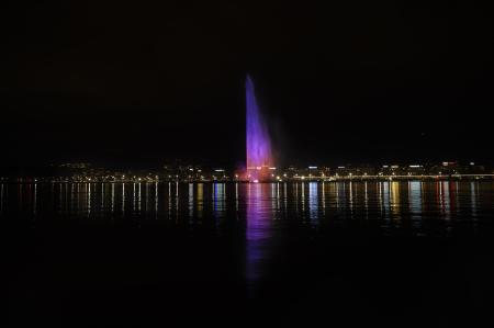 Jet d'eau violet